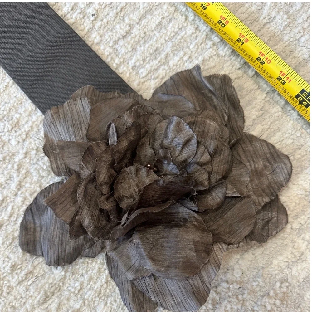 Womens Wide Elastic Waist Belt Oversized 3D Fabric Flower Dark Gray Rosette 32in